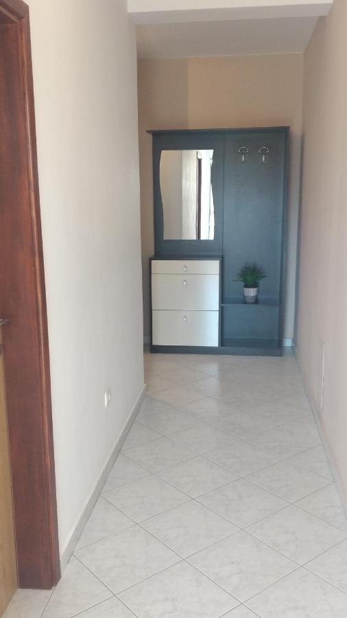 Apartman Ana พูลา ภายนอก รูปภาพ